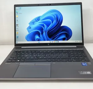 New Laptop HP ZBook Firefly G8 16GB Intel Core i7 SSD 512GB