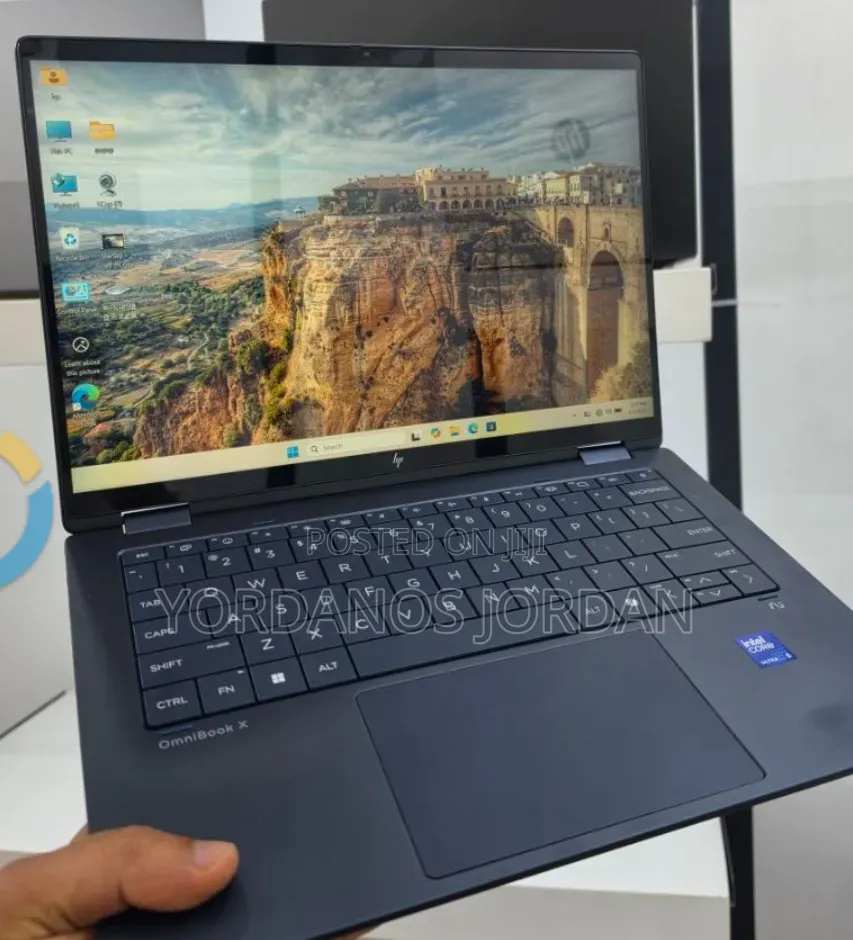 New Laptop HP OmniBook X Flip 14" 16GB Intel Core Ultra 5 SSD 512GB