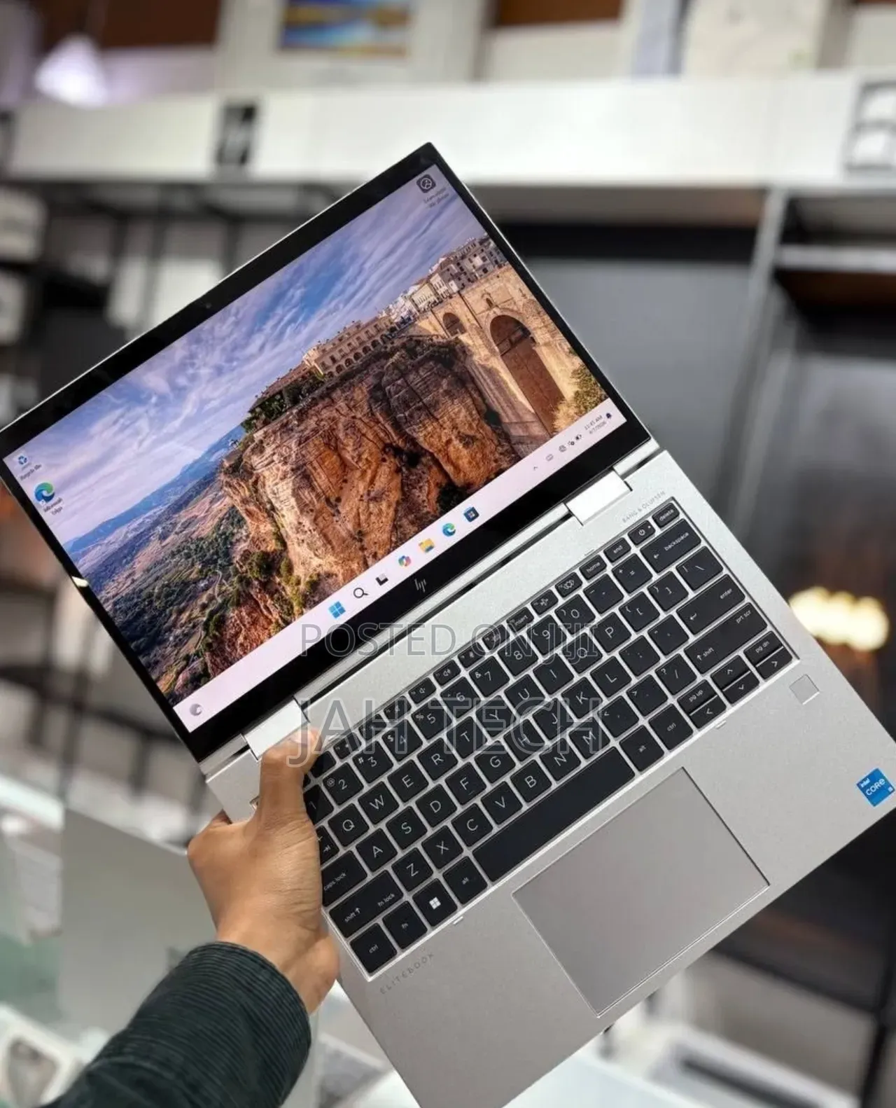 New Laptop HP Elite x360 830 G10 16GB Intel Core i5 SSD 512GB