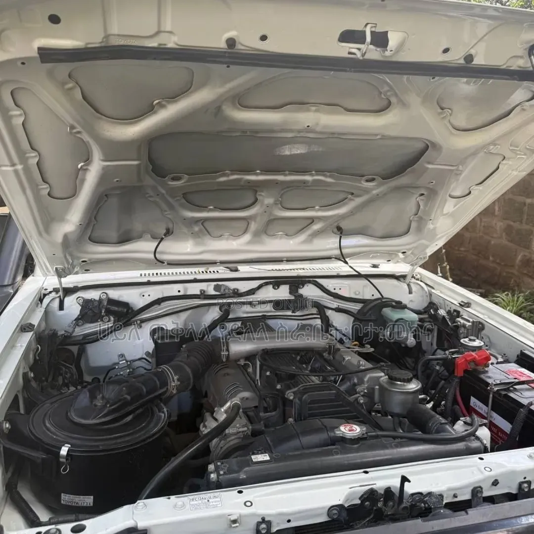 Toyota Land Cruiser 2020 Off white