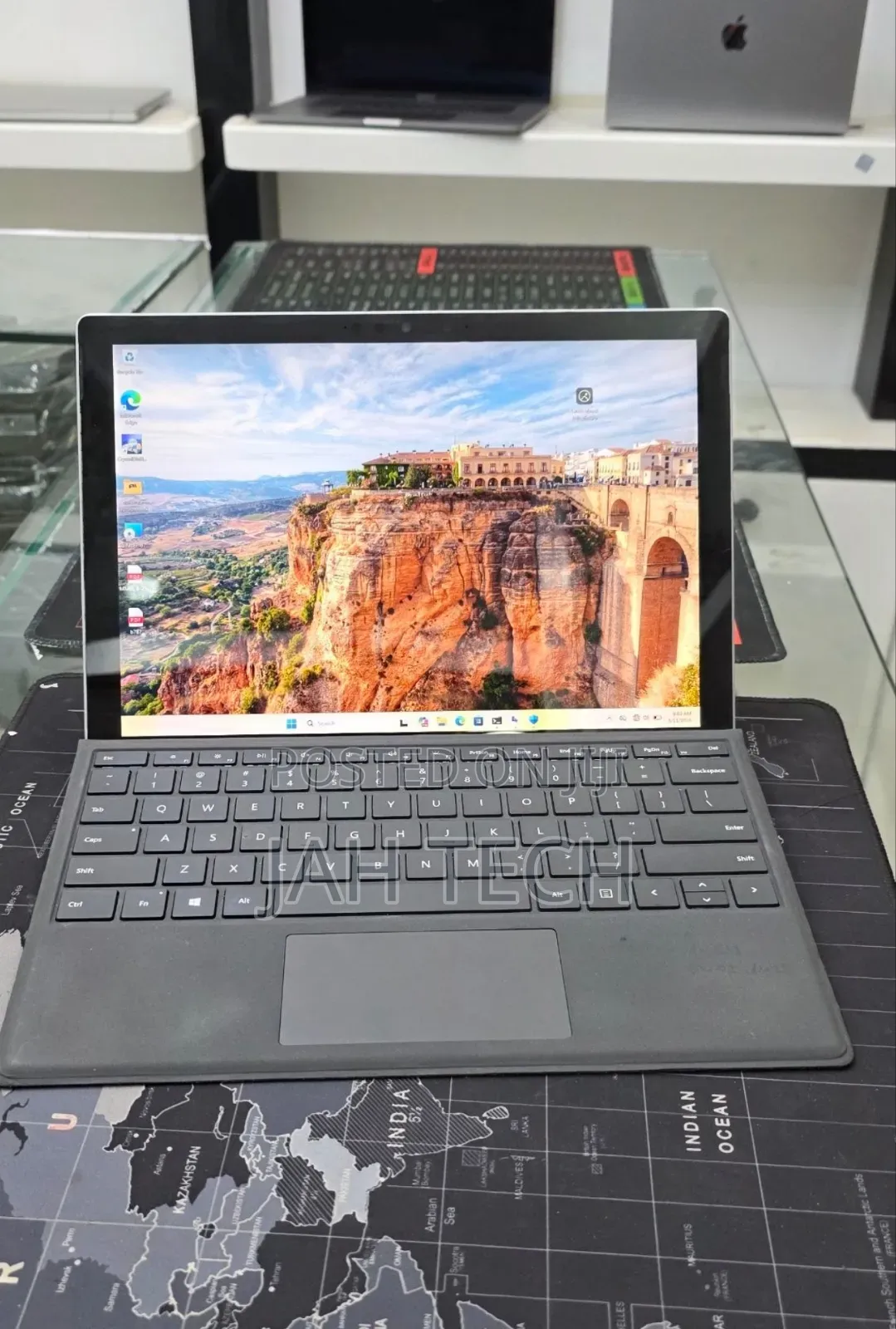 New Laptop Microsoft Surface Pro 7 16GB Intel Core i7 SSD 512GB