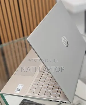 New Laptop HP Pavilion 14 16GB Intel Core i7 SSD 512GB