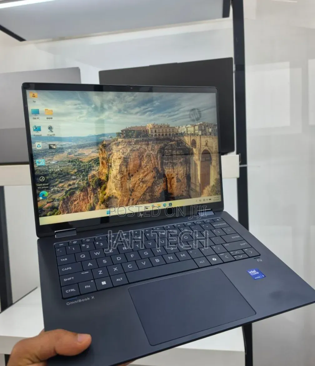 New Laptop HP OmniBook X Flip 14" 16GB Intel Core Ultra 5 SSD 512GB