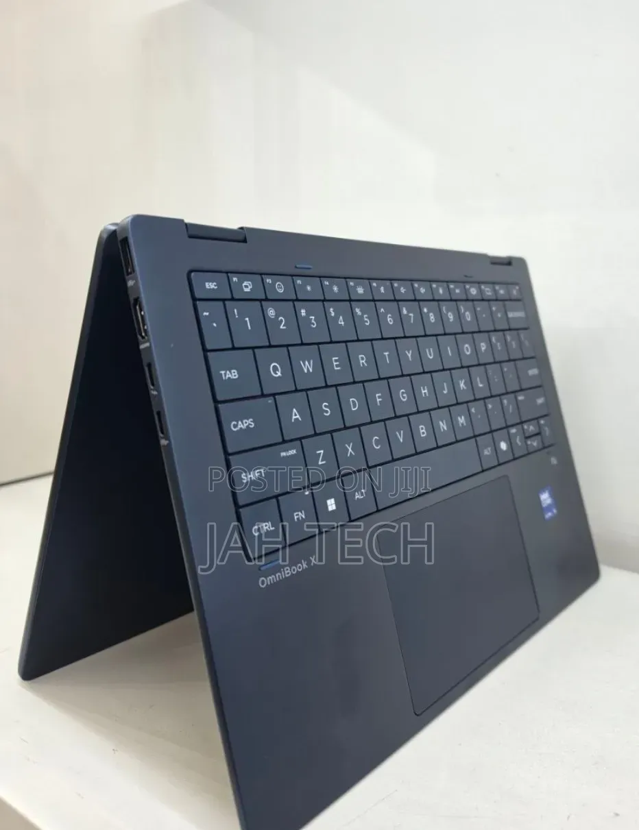 New Laptop HP OmniBook X Flip 14" 16GB Intel Core Ultra 5 SSD 512GB