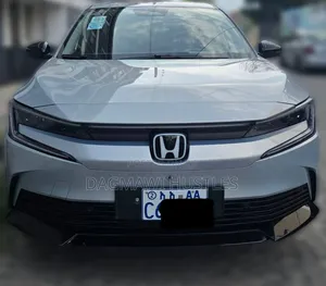 Honda e:NS2 68.8 kWh FWD 2025 Silver