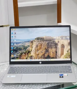 New Laptop HP Stream Notebook 16GB Intel Core i7 SSD 1T