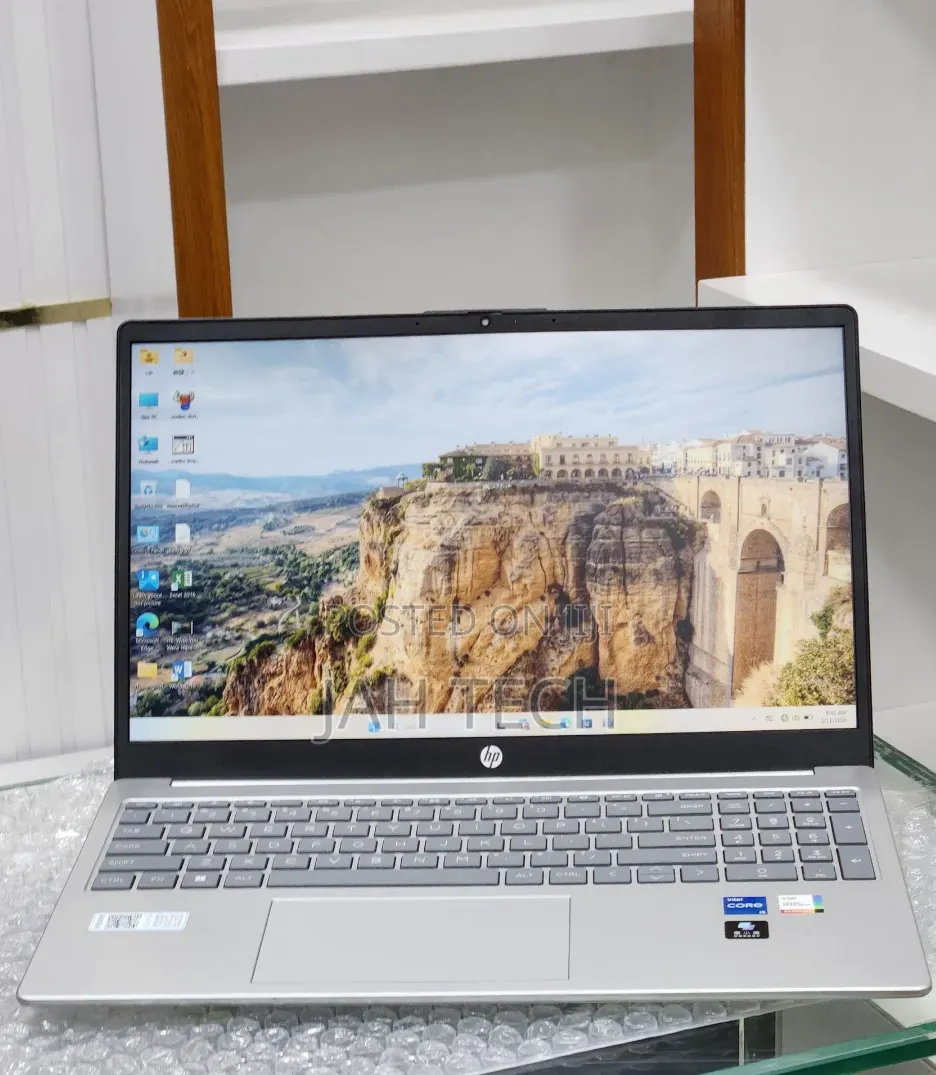 New Laptop HP Stream Notebook 16GB Intel Core i7 SSD 1T