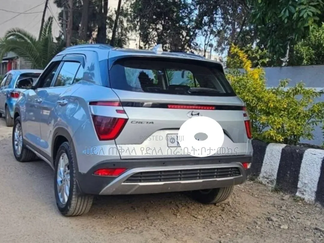Hyundai Creta 2022 Off white