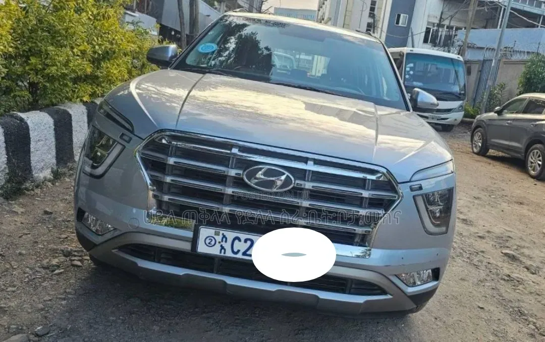 Hyundai Creta 2022 Off white