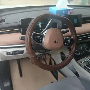 Jetour X70 Plus 2025 Off white