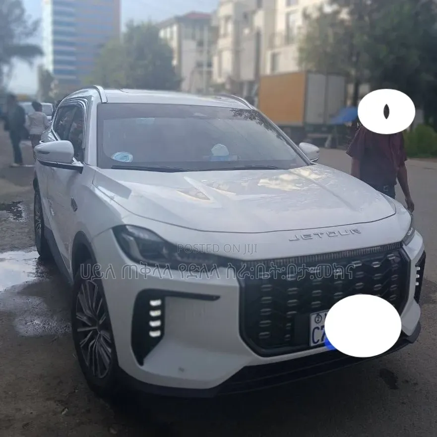 Jetour X70 Plus 2025 Off white