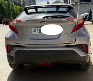Toyota C-HR 2017 Teal