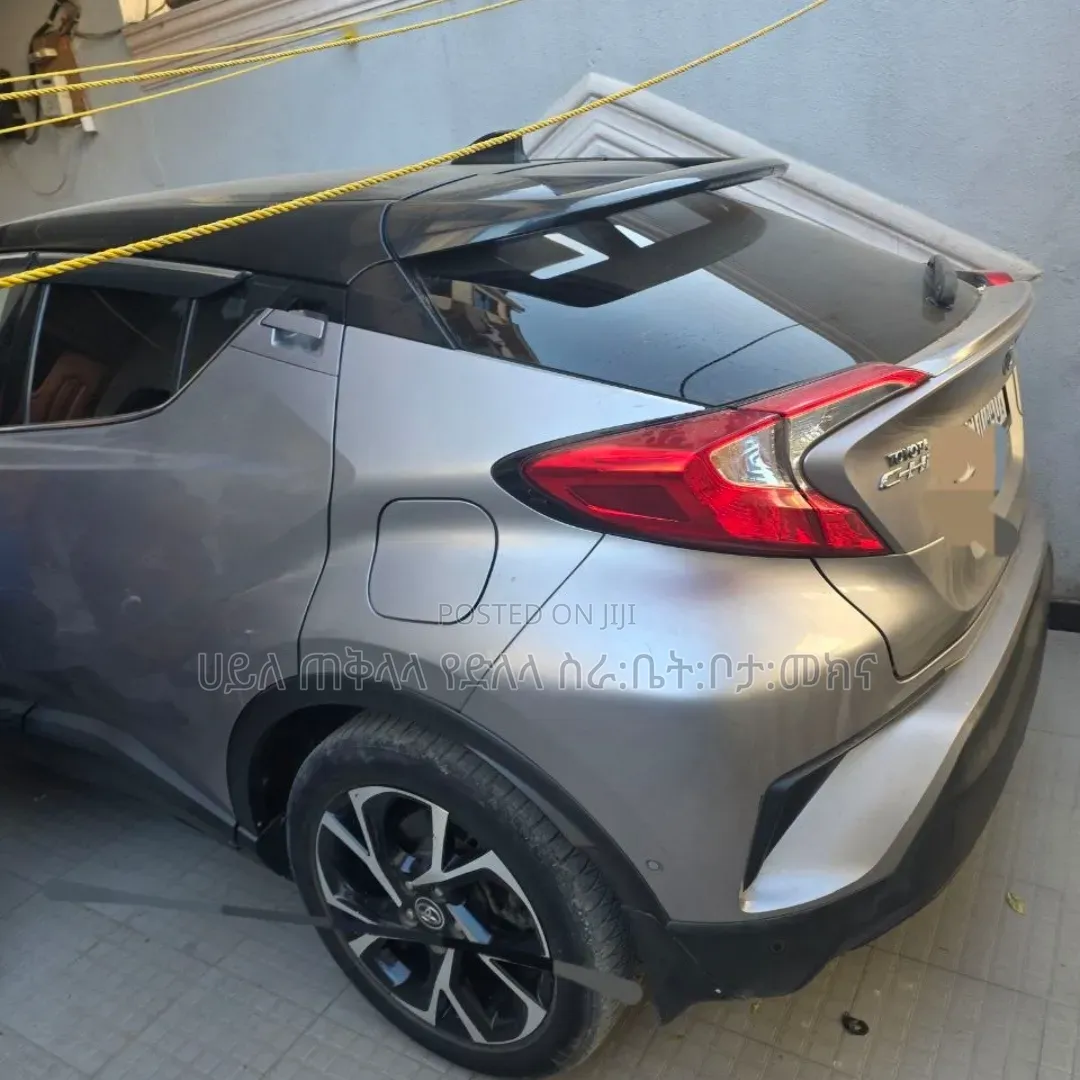 Toyota C-HR 2020 Silver