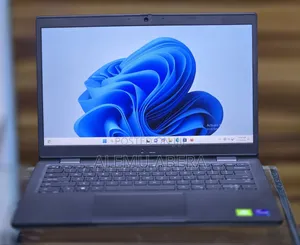 New Laptop Dell Latitude 3320 8GB Intel Core i7 SSD 256GB