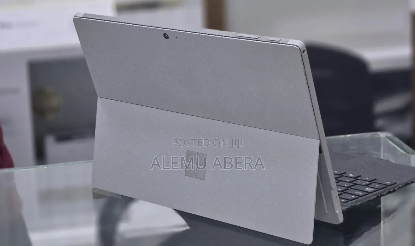 New Laptop Microsoft Surface Pro 4 8GB Intel Core i5 SSD 256GB