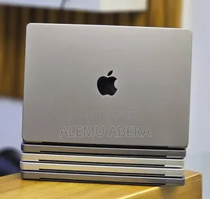 New Laptop Apple MacBook Pro M1 16GB Apple M1 Pro SSD 512GB