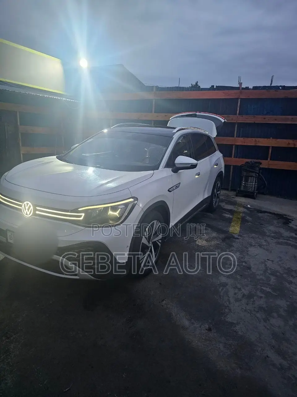 Volkswagen ID.6 2023