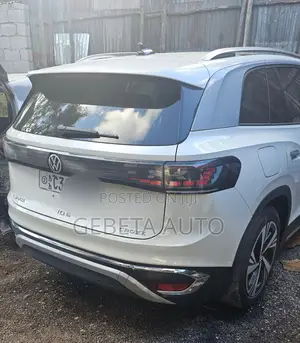 Volkswagen ID.6 2023
