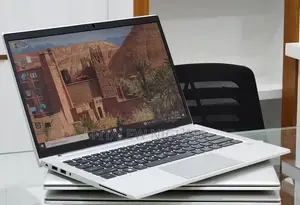 New Laptop HP EliteBook 830 G8 16GB Intel Core i7 SSD 512GB