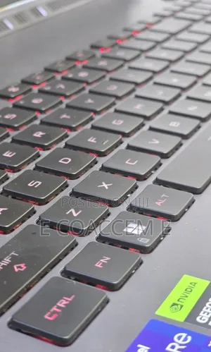 New Laptop Asus 32GB Intel Core i9 SSD 2T