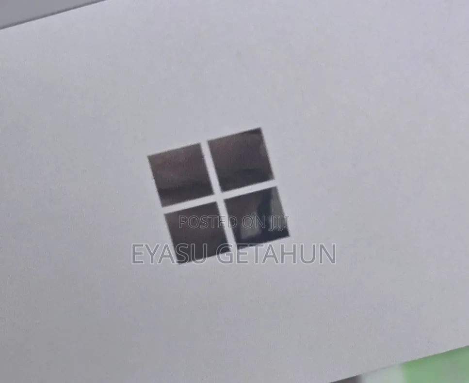 New Laptop Microsoft Surface Pro 4 8GB Intel Core i5 SSD 256GB