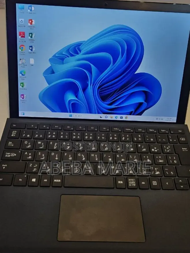 New Laptop Microsoft Surface Pro 7+ 16GB Intel Core i7 SSD 512GB