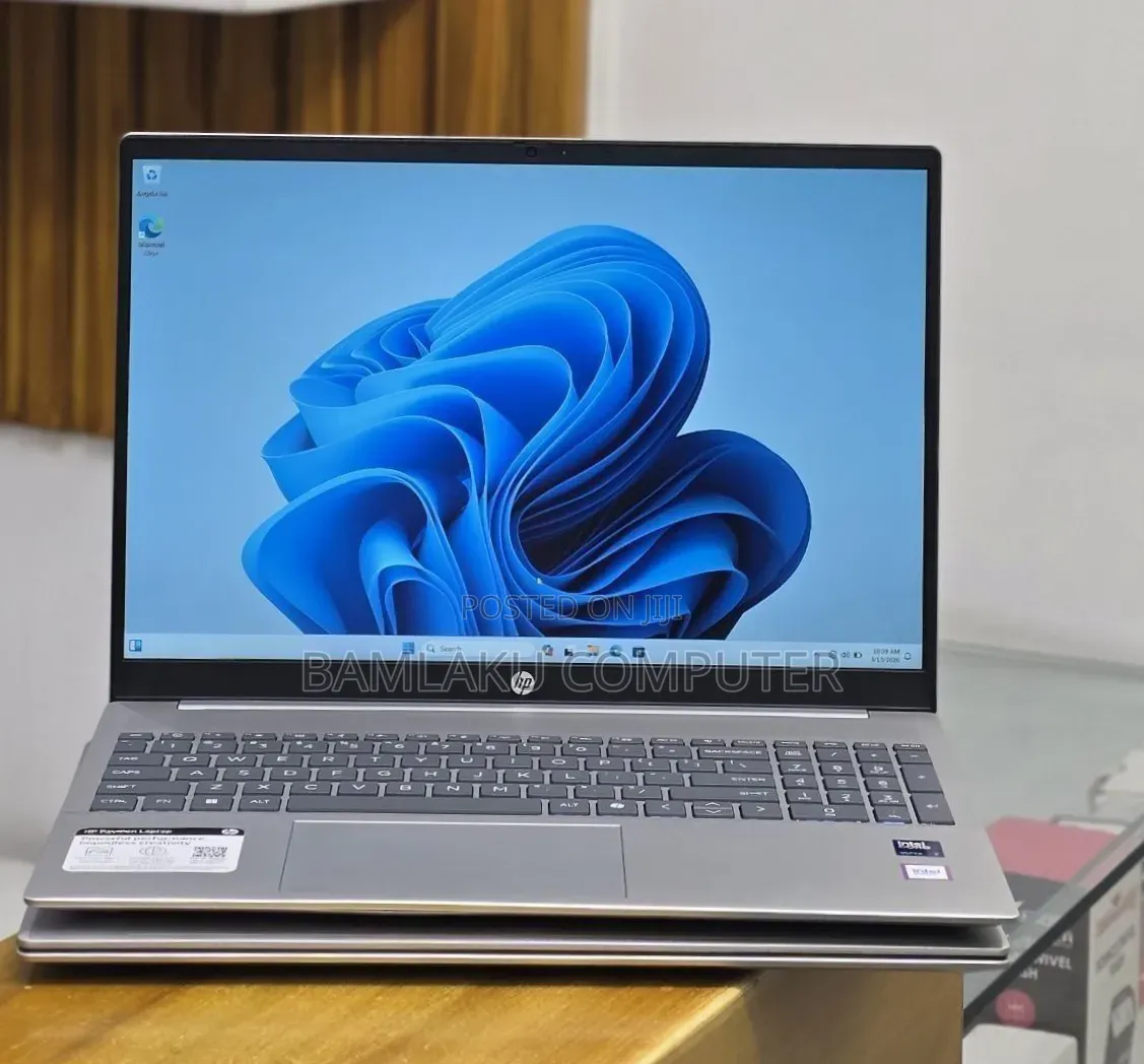 New Laptop HP Pavilion 15 16GB Intel Core Ultra 7 SSD 512GB