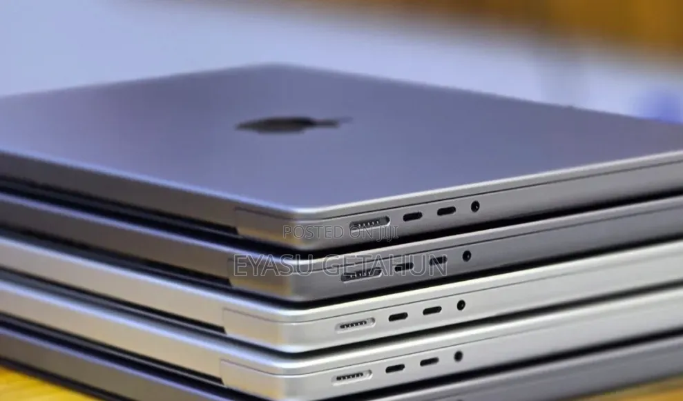 New Laptop Apple MacBook Pro M1 16GB Apple M1 Pro SSD 512GB