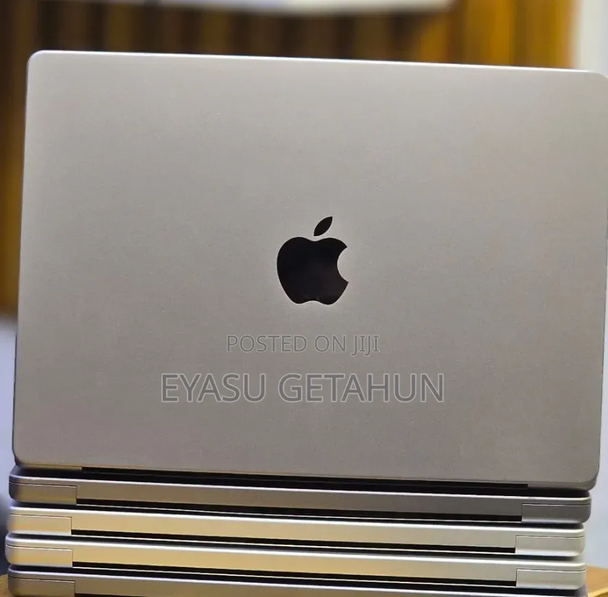 New Laptop Apple MacBook Pro M1 16GB Apple M1 Pro SSD 512GB