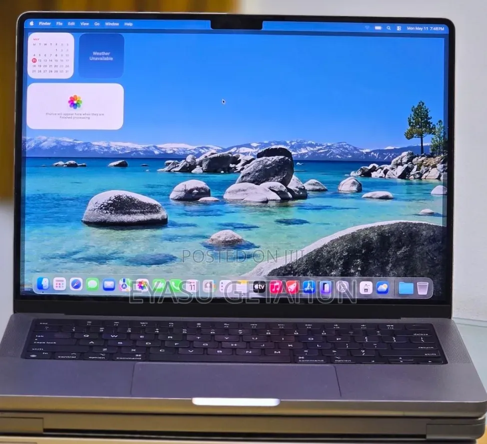 New Laptop Apple MacBook Pro M1 16GB Apple M1 Pro SSD 512GB