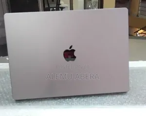 New Laptop Apple MacBook Pro M1 32GB Apple M1 Pro SSD 1T