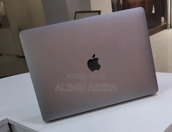 New Laptop Apple MacBook Air 2020 M1 8GB Apple M1 SSD 256GB