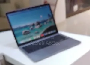 New Laptop Apple MacBook Air 2020 M1 8GB Apple M1 SSD 256GB
