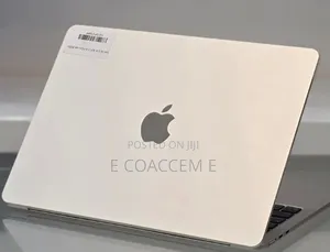 New Laptop Apple MacBook 16GB Apple M4 SSD 256GB