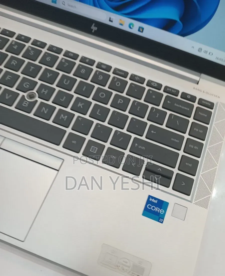 New Laptop HP EliteBook 840 G8 16GB Intel Core i7 SSD 512GB
