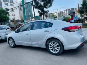 Kia Cerato 2017 Silver