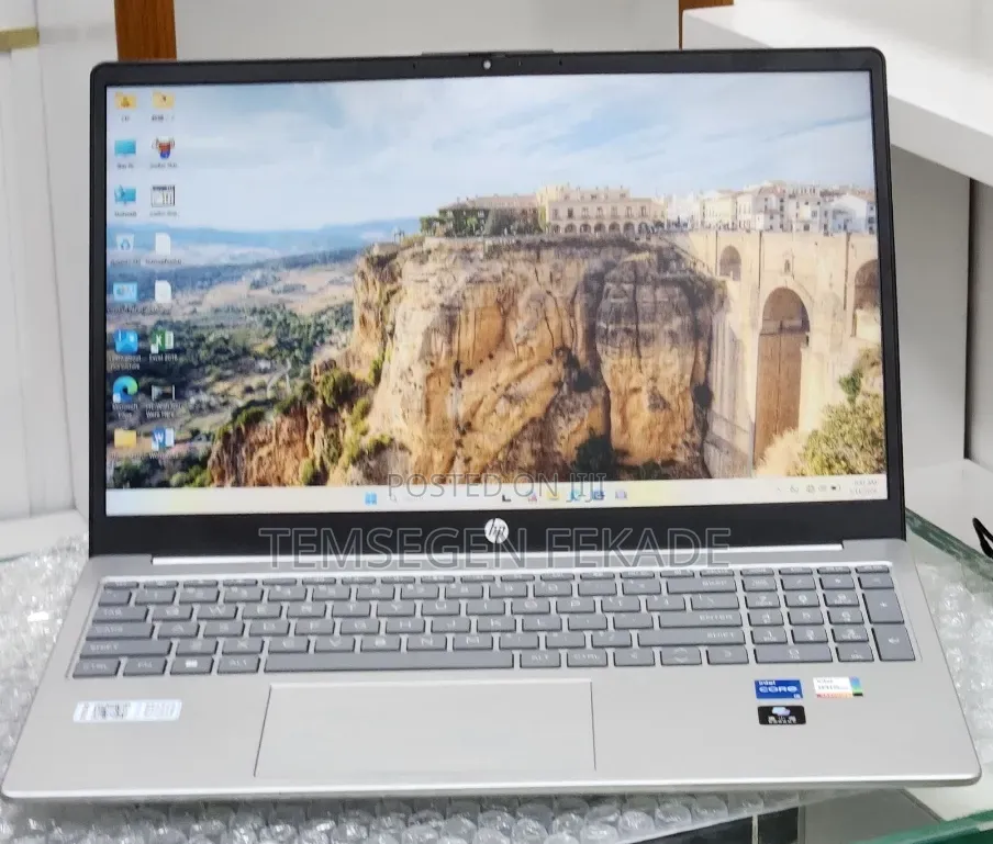 New Laptop HP Stream Notebook 16GB Intel Core i5 SSD 1T