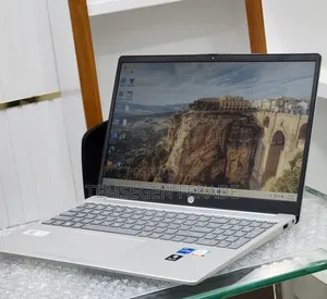 New Laptop HP Stream Notebook 16GB Intel Core i5 SSD 1T