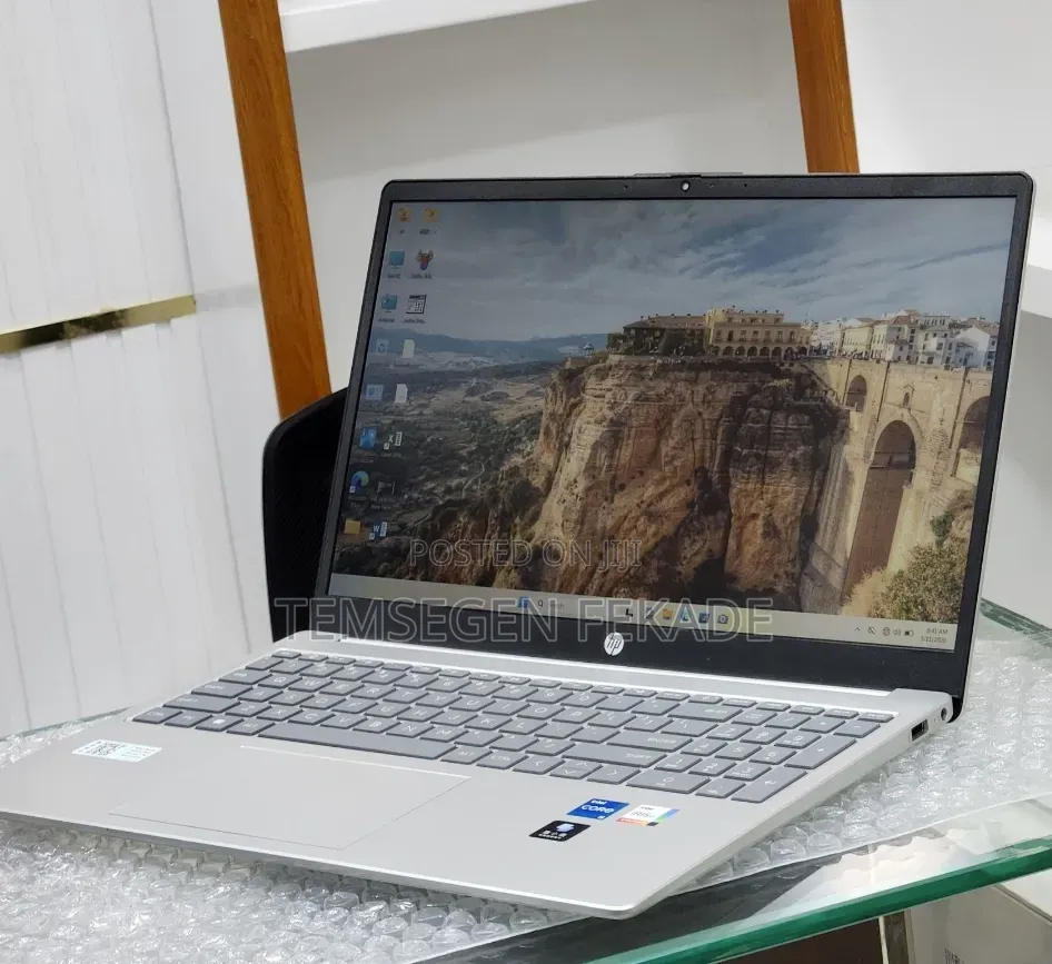 New Laptop HP Stream Notebook 16GB Intel Core i5 SSD 1T