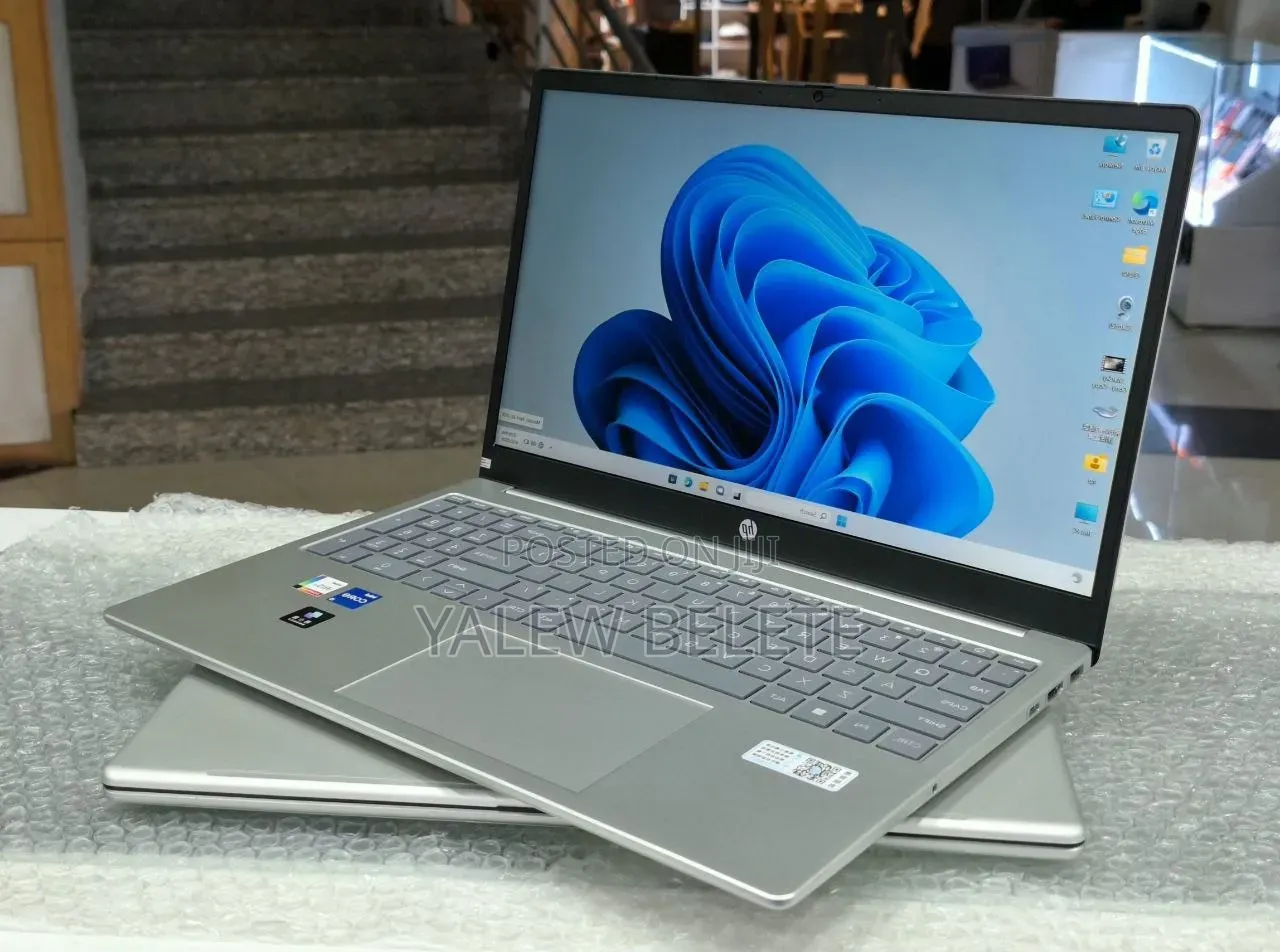 New Laptop HP Stream Notebook 16GB Intel Core i5 SSD 1T