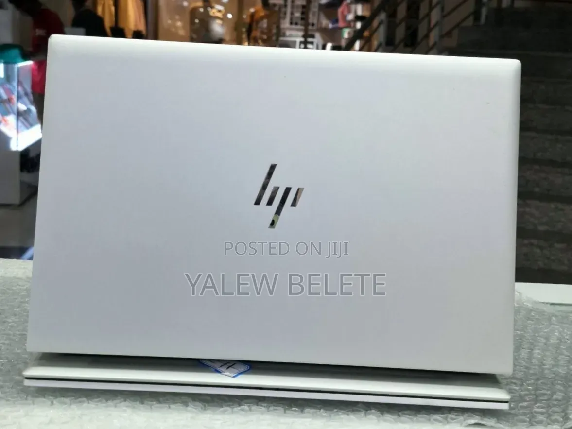 New Laptop HP EliteBook 840 G8 16GB Intel Core i7 SSD 512GB