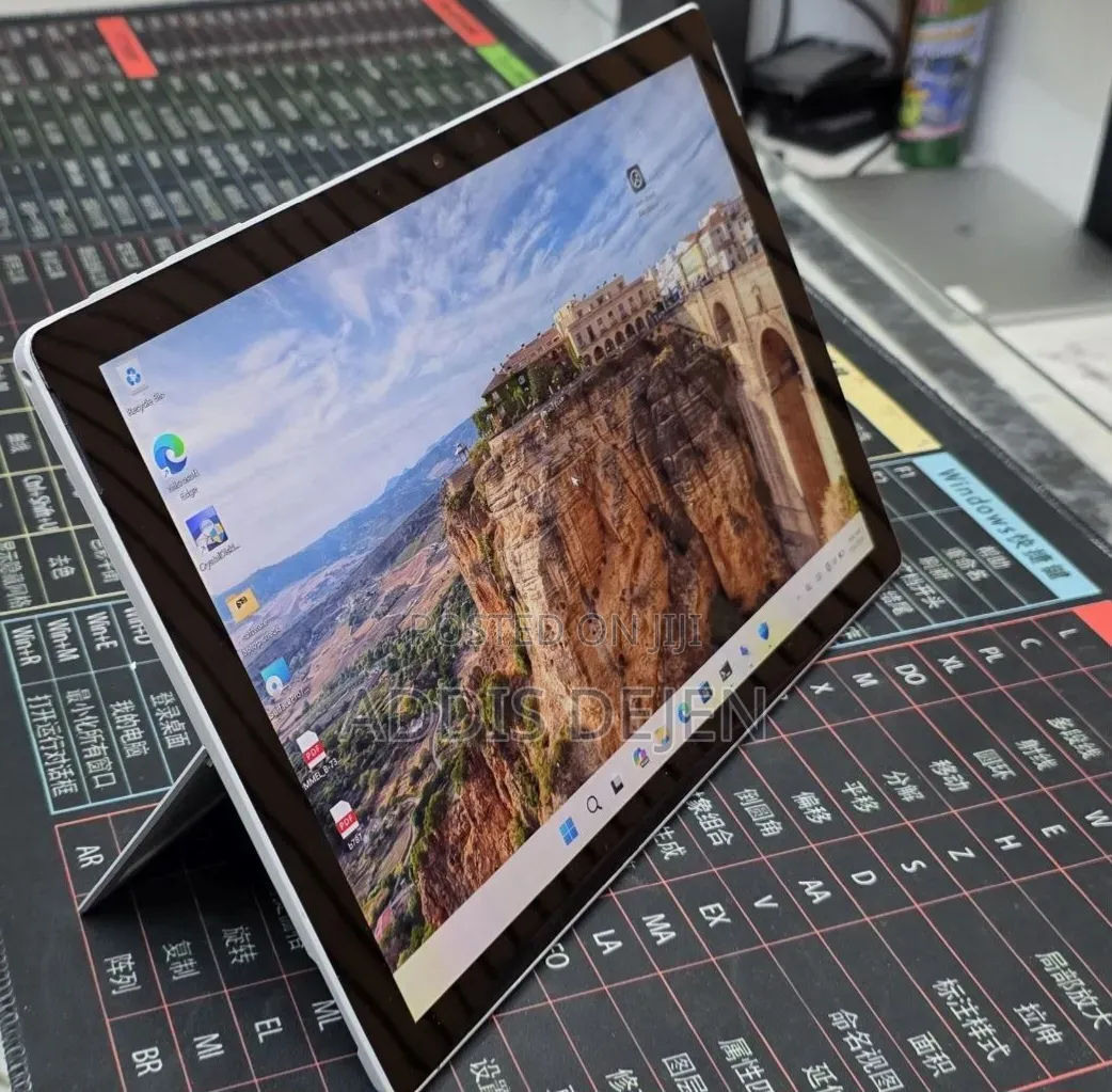 New Laptop Microsoft Surface Pro 7 16GB Intel Core i7 SSD 512GB