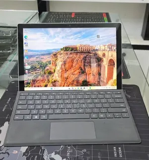 New Laptop Microsoft Surface Pro 7 16GB Intel Core i7 SSD 512GB