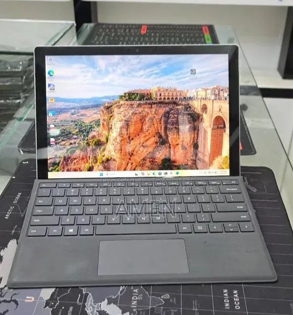 New Laptop Microsoft Surface Pro 7 16GB Intel Core i7 SSD 512GB