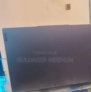 New Laptop Lenovo Legion Pro 7 16GB AMD Ryzen 7 SSD 512GB