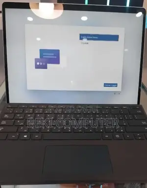 New Microsoft Surface Pro 9 16GB Qualcomm Snapdragon X Plus SSD 512GB