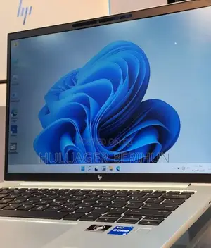 New Laptop HP EliteBook 840 G9 16GB Intel Core i5 SSD 512GB