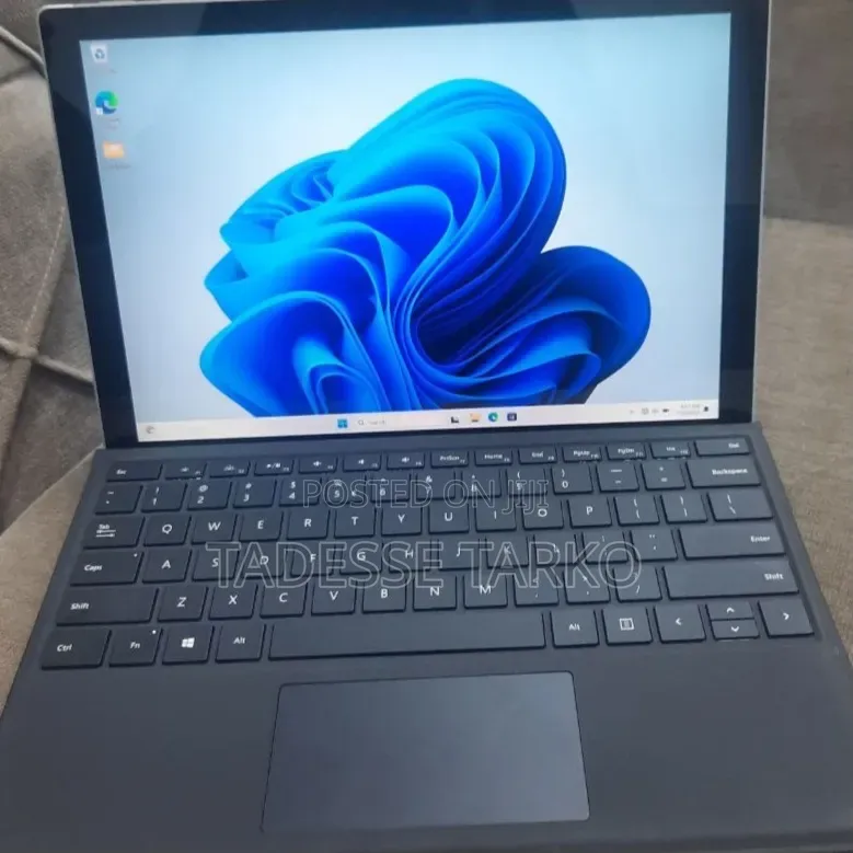 New Laptop Microsoft Surface Pro 7 16GB Intel Core i7 SSD 512GB