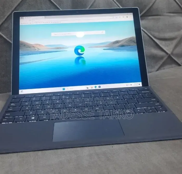 New Laptop Microsoft Surface Pro 7 16GB Intel Core i7 SSD 512GB