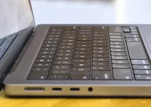 New Laptop Apple MacBook Pro M1 16GB Apple M1 Pro SSD 512GB